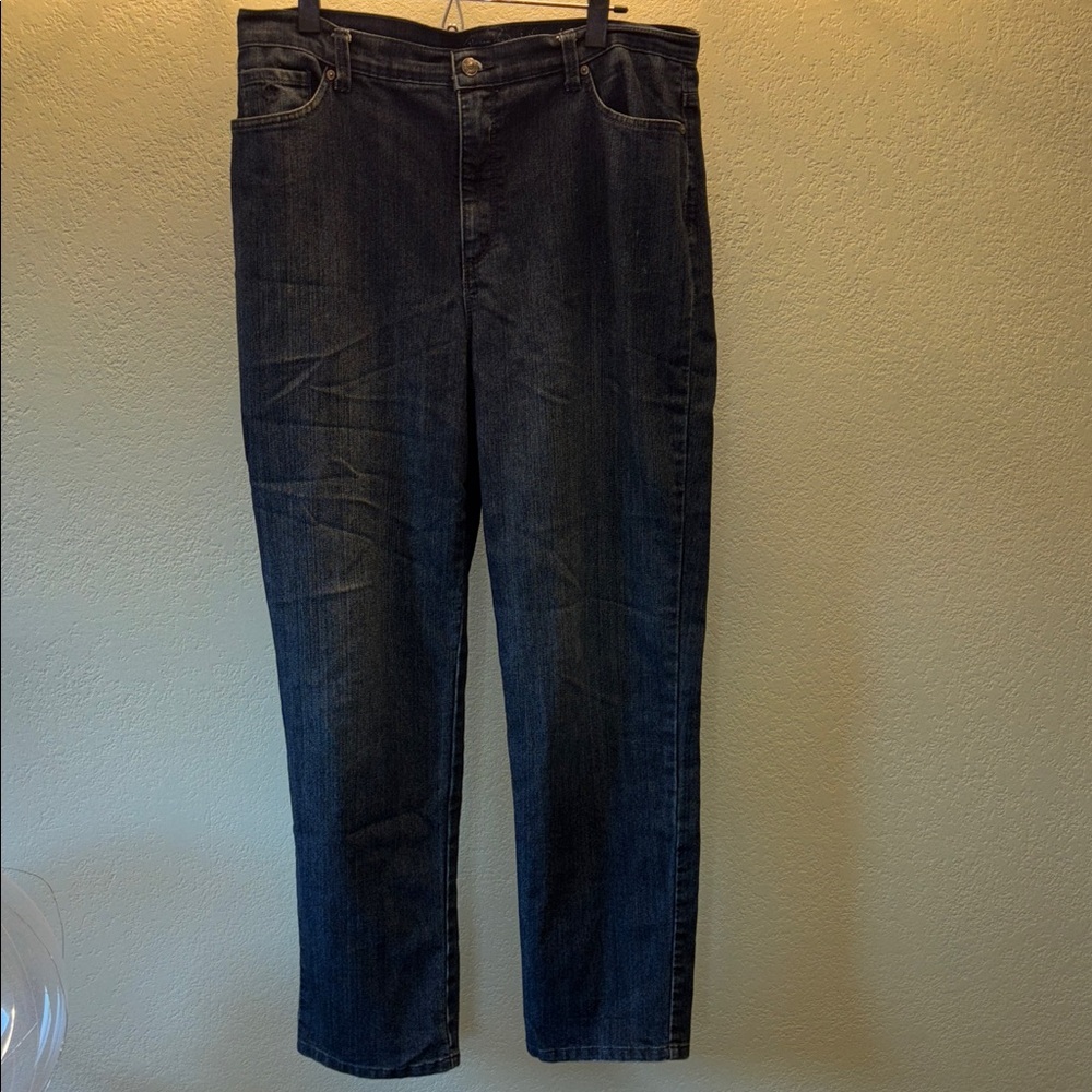 Gloria Vanderbilt Women's Relaxed Fit Black Jeans